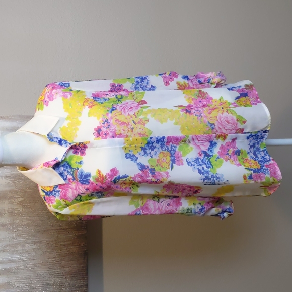 Kut from the Kloth Tops - Floral Print Button-Up Blouse - White with Pink, Yellow & Blue